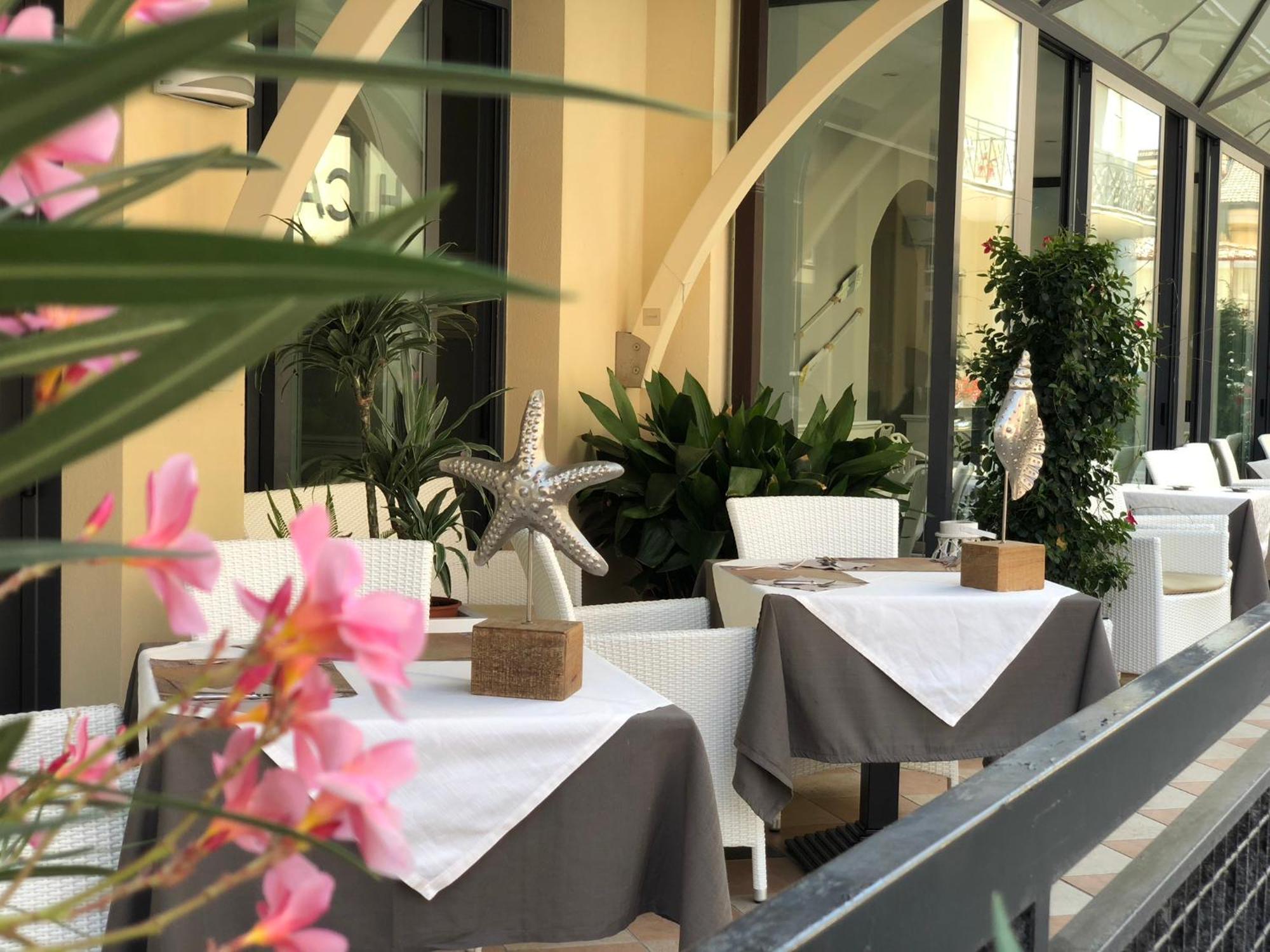 Hotel La Conchiglia Bellaria-Igea Marina Dış mekan fotoğraf