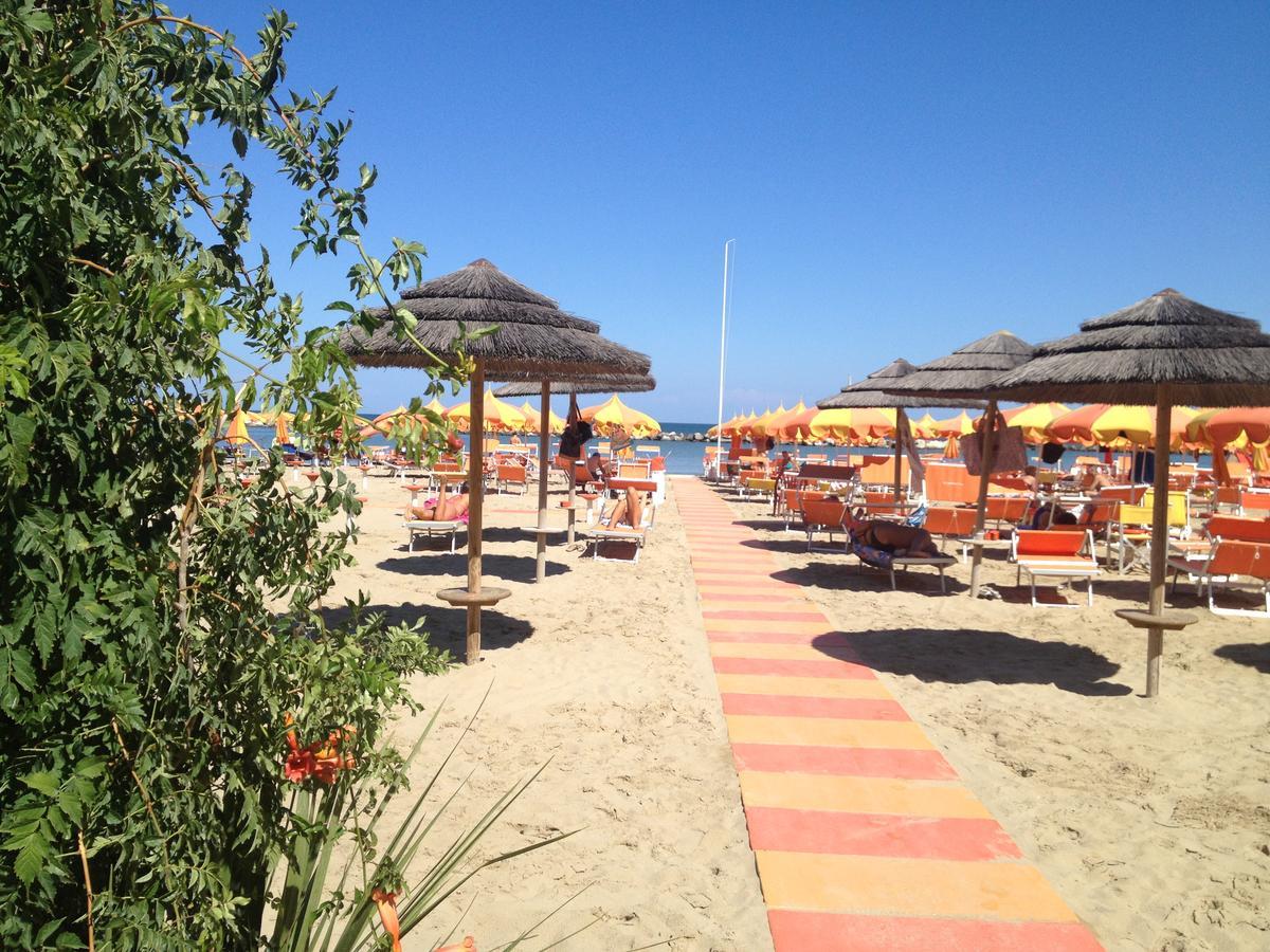 Hotel La Conchiglia Bellaria-Igea Marina Dış mekan fotoğraf